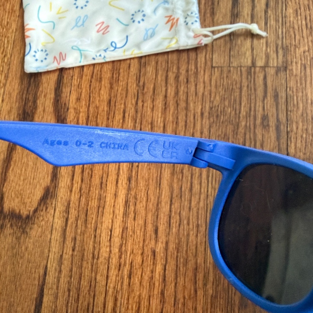 Babiators sunglasses age 0-2 - Picture 3 of 4